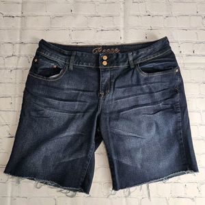 Delias Reese Womens Jean Bermuda Shorts Raw Hem Dark Wash Stretch Size 13/14 Y2K